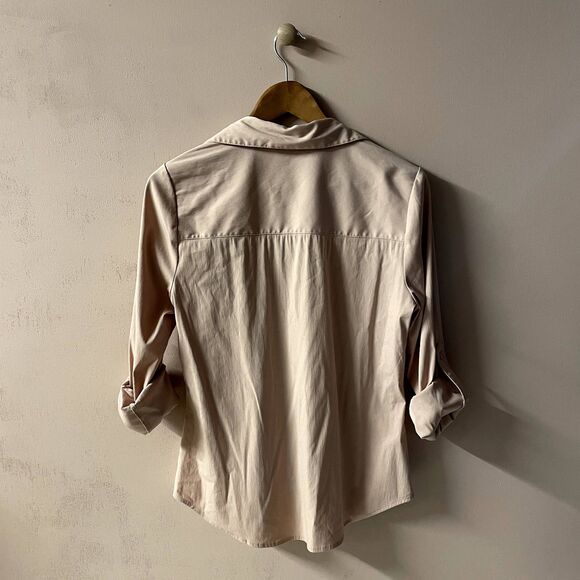 Elle Light Pink Button-Down Shirt Size M GUC - Picture 11 of 12